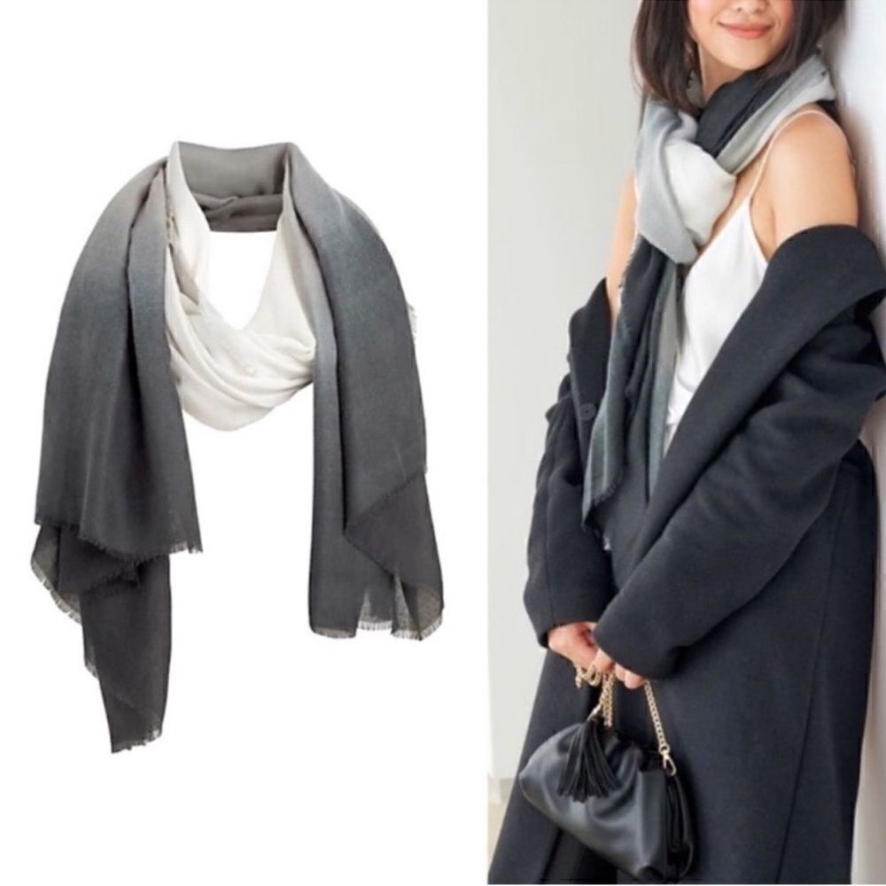 Cushnie Black/Grey Ombre Large Scarf